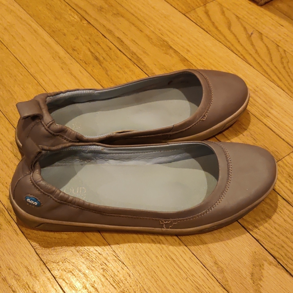 Gray Women's Leather Ballet Flats